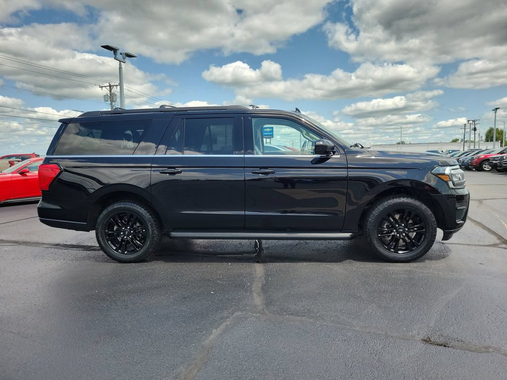 Certified 2024 Ford Expedition Max XLT AWD/4WD image 3