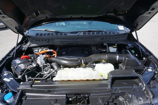 Certified 2023 Ford F150 Platinum w/ Equipment Group 701A High image 30