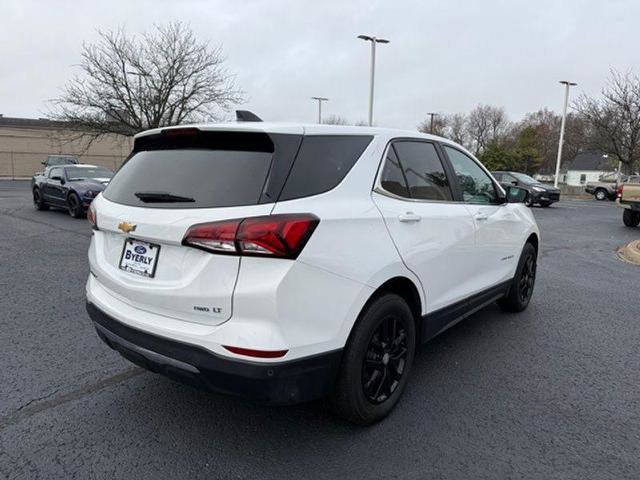 Used 2022 Chevrolet Equinox LT w/ LPO, Floor Liner Package image 4