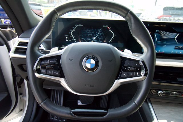 Used 2025 BMW 430i Convertible w/ Premium Package RWD image 18