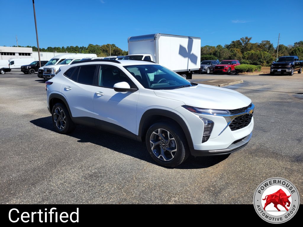 Used 2024 Chevrolet Trax LT FWD image 8