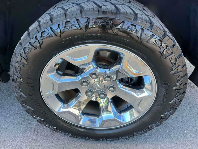Used 2020 RAM 1500 Big Horn AWD/4WD image 12