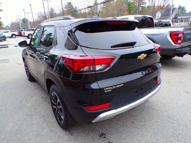 Used 2024 Chevrolet TrailBlazer LT w/ Convenience Package AWD/4WD image 7
