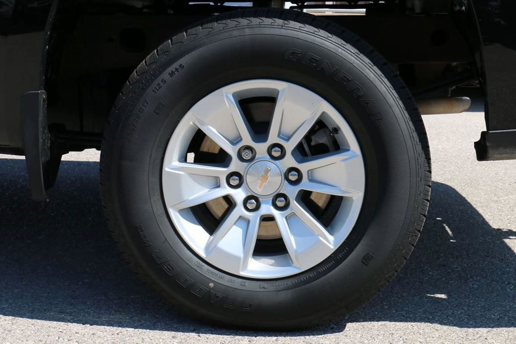 Used 2025 Chevrolet Silverado 1500 LT RWD image 10
