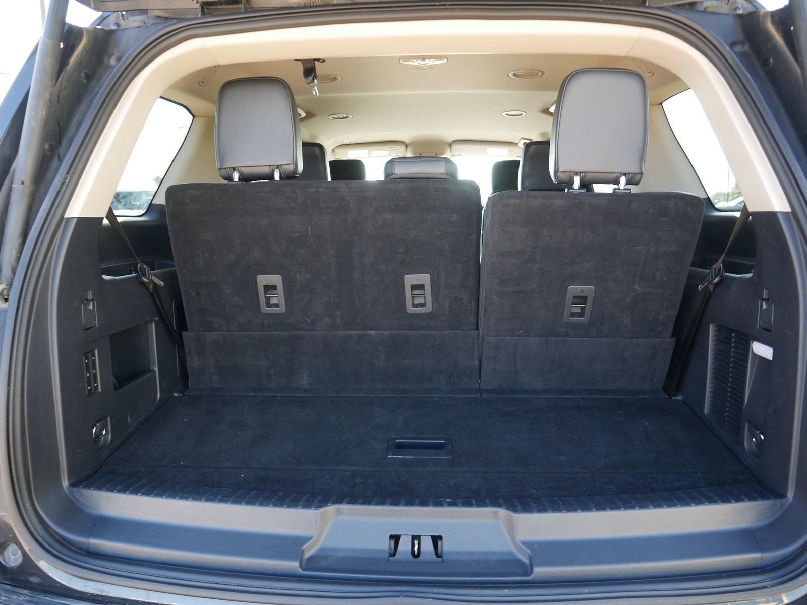 Certified 2024 Ford Expedition XLT image 14