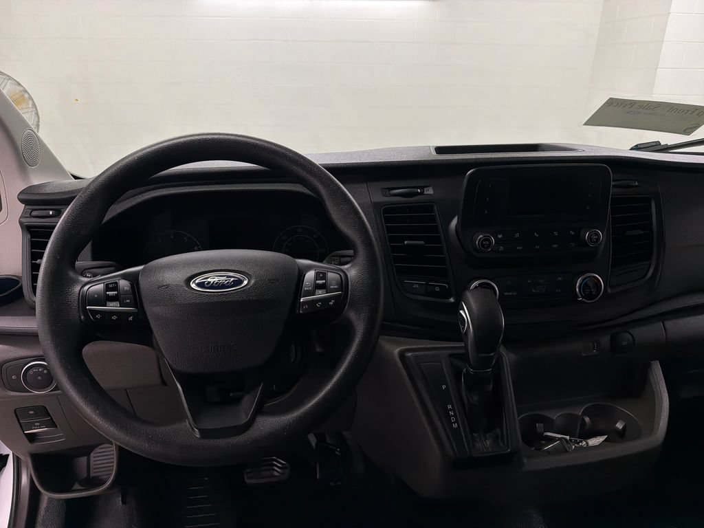 Certified 2025 Ford Transit 250 Low Roof w/ Exterior Upgrade Package RWD image 9