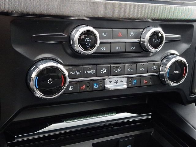 Certified 2026 Ford F250 Platinum w/ Tremor Off-Road Package image 13