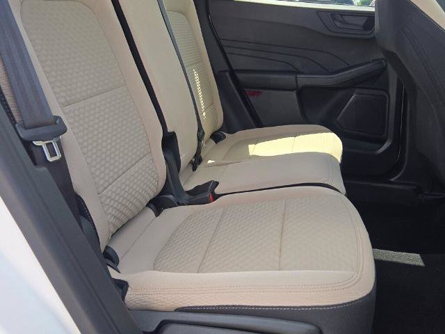 Certified 2022 Ford Escape SE w/ Cold Weather Package FWD image 9