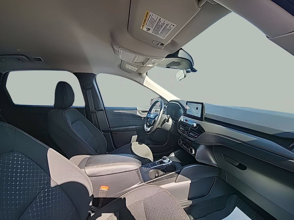 Certified 2024 Ford Escape Active AWD/4WD image 19