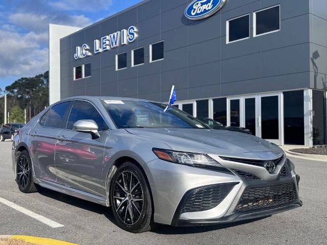 Used 2023 Toyota Camry SE