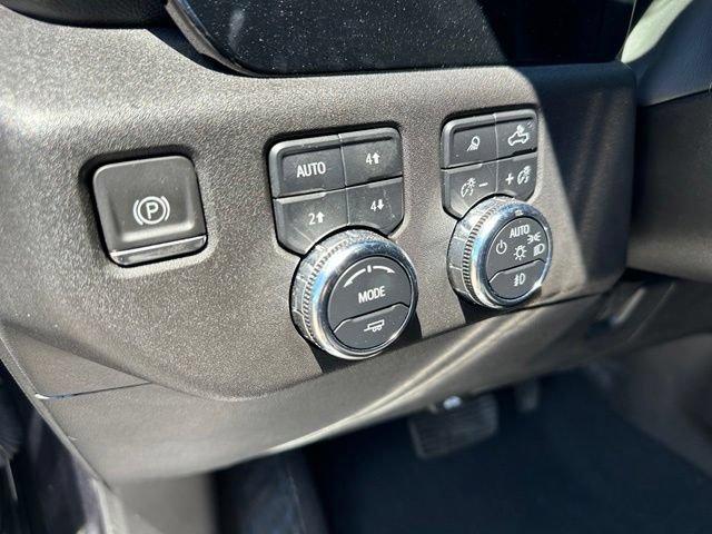Used 2024 GMC Sierra 1500 Elevation w/ Elevation Premium Package AWD/4WD image 15