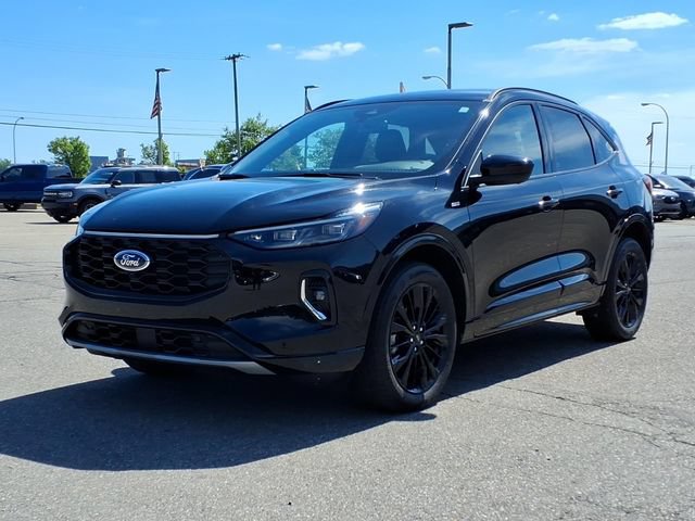 Certified 2023 Ford Escape ST-Line Elite AWD/4WD image 2