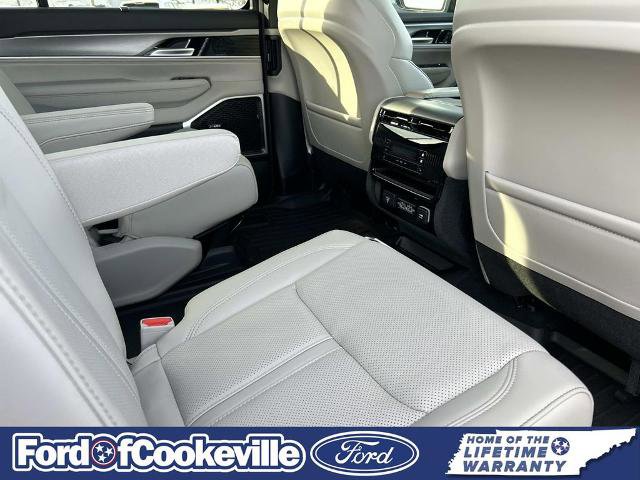 Used 2025 Jeep Wagoneer Series II w/ Convenience Group I image 21