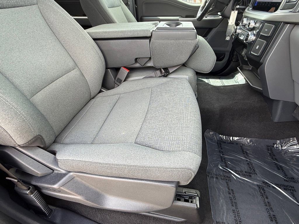 Certified 2025 Ford F150 XLT w/ Equipment Group 301A Standard image 11