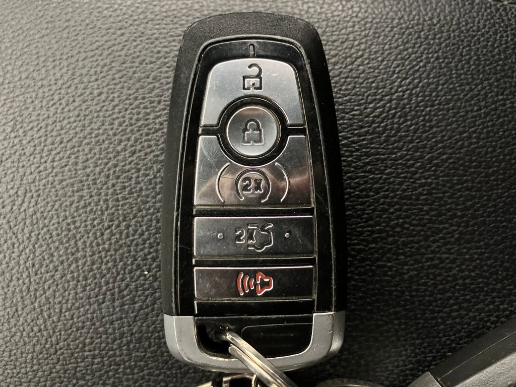 Certified 2019 Ford Explorer Limited w/ Class III Trailer Tow Package image 34