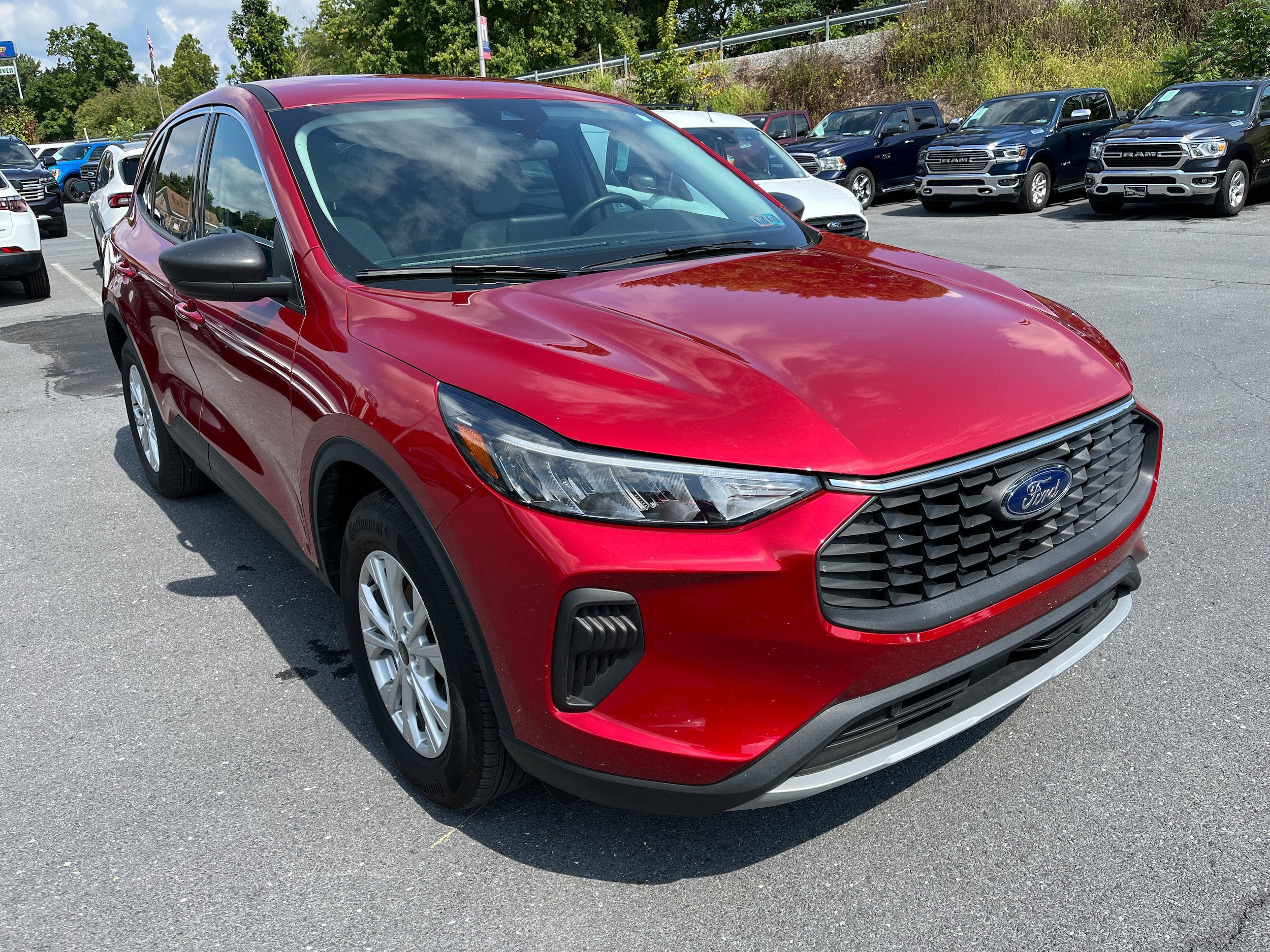 Certified 2023 Ford Escape Active AWD/4WD image 6