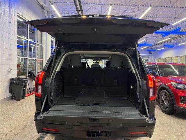 Certified 2025 Ford Expedition Active image 11