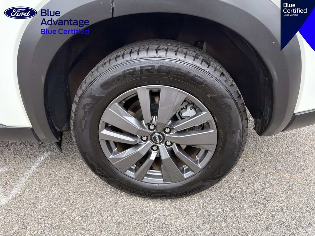 Used 2024 Nissan Pathfinder SV FWD image 8
