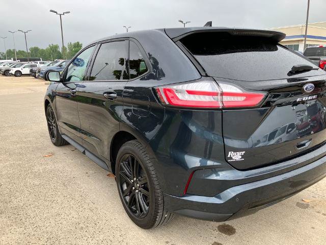 Certified 2024 Ford Edge ST-Line AWD/4WD image 4