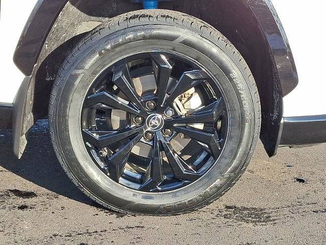 Used 2023 Toyota RAV4 SE image 8