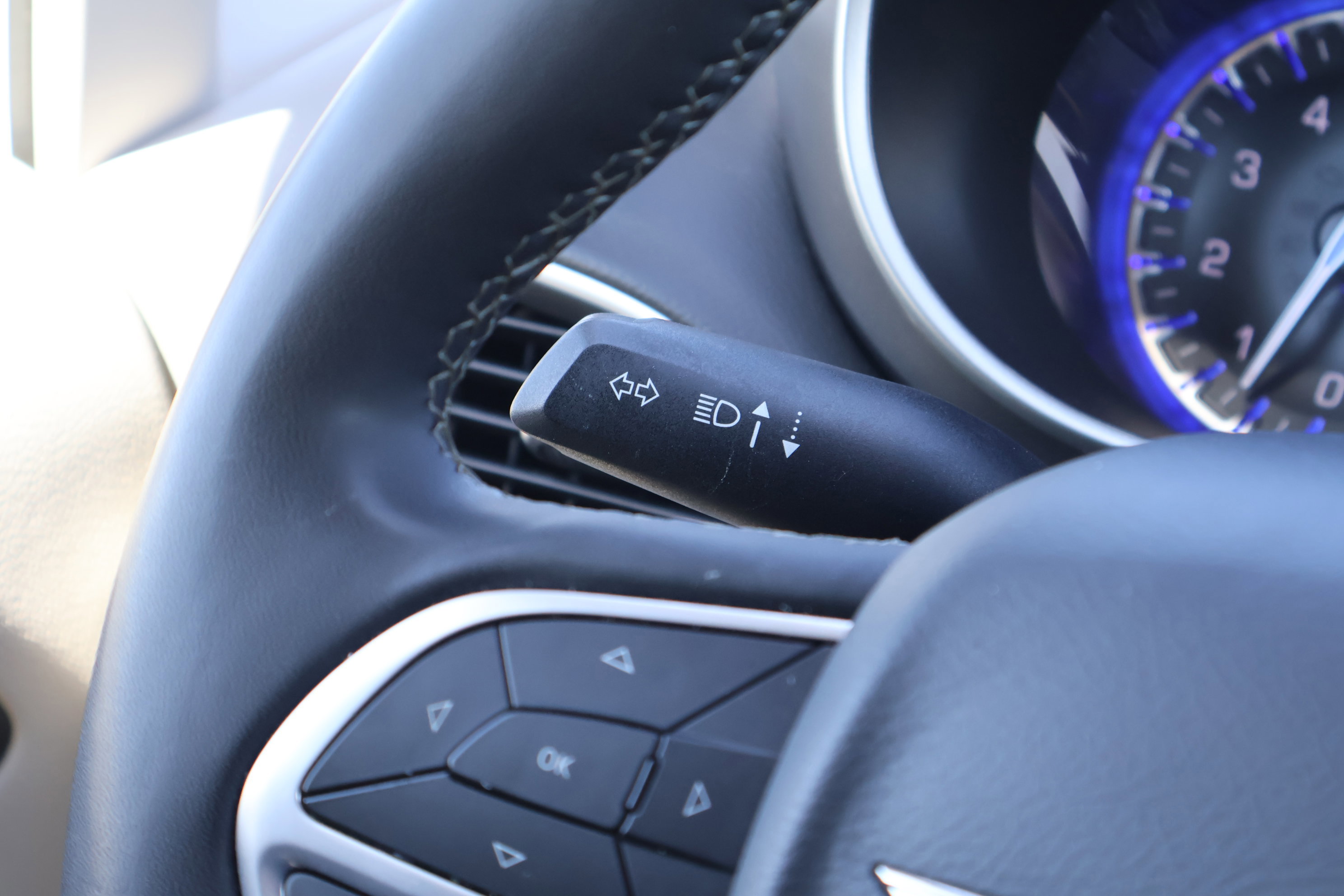 Used 2023 Chrysler Pacifica Touring-L image 19