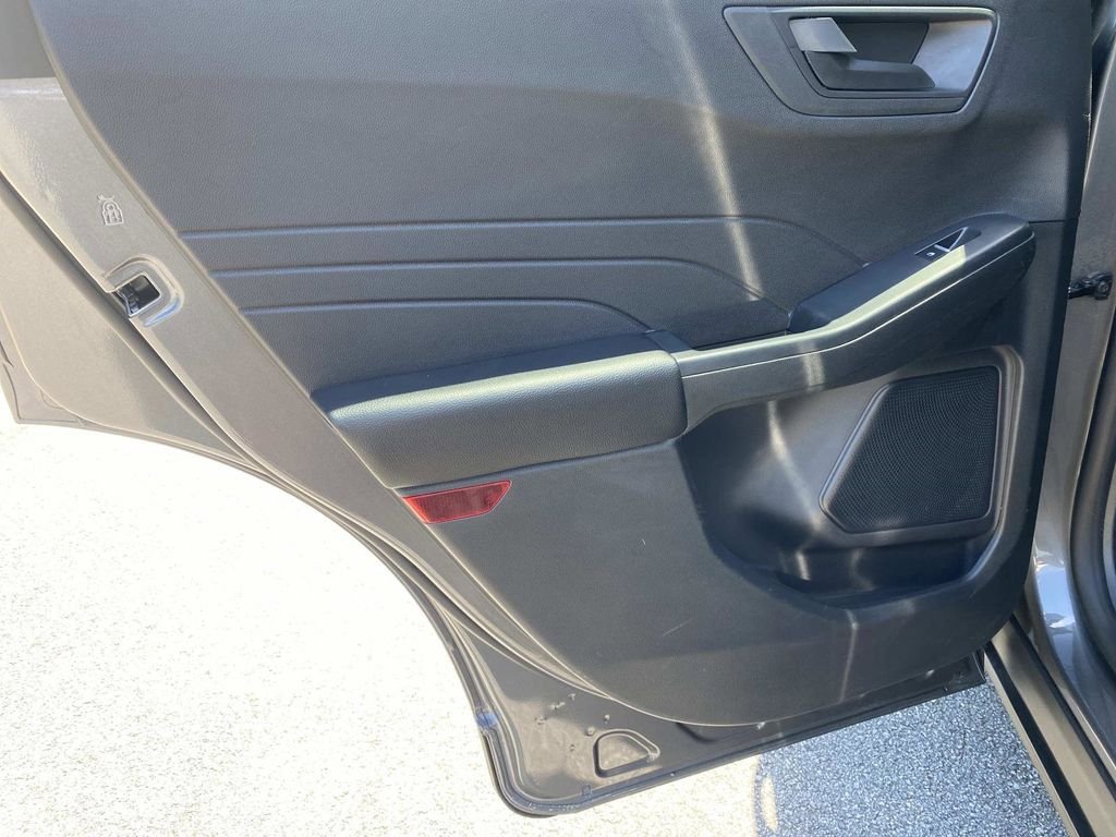 Certified 2025 Ford Escape Active FWD image 12