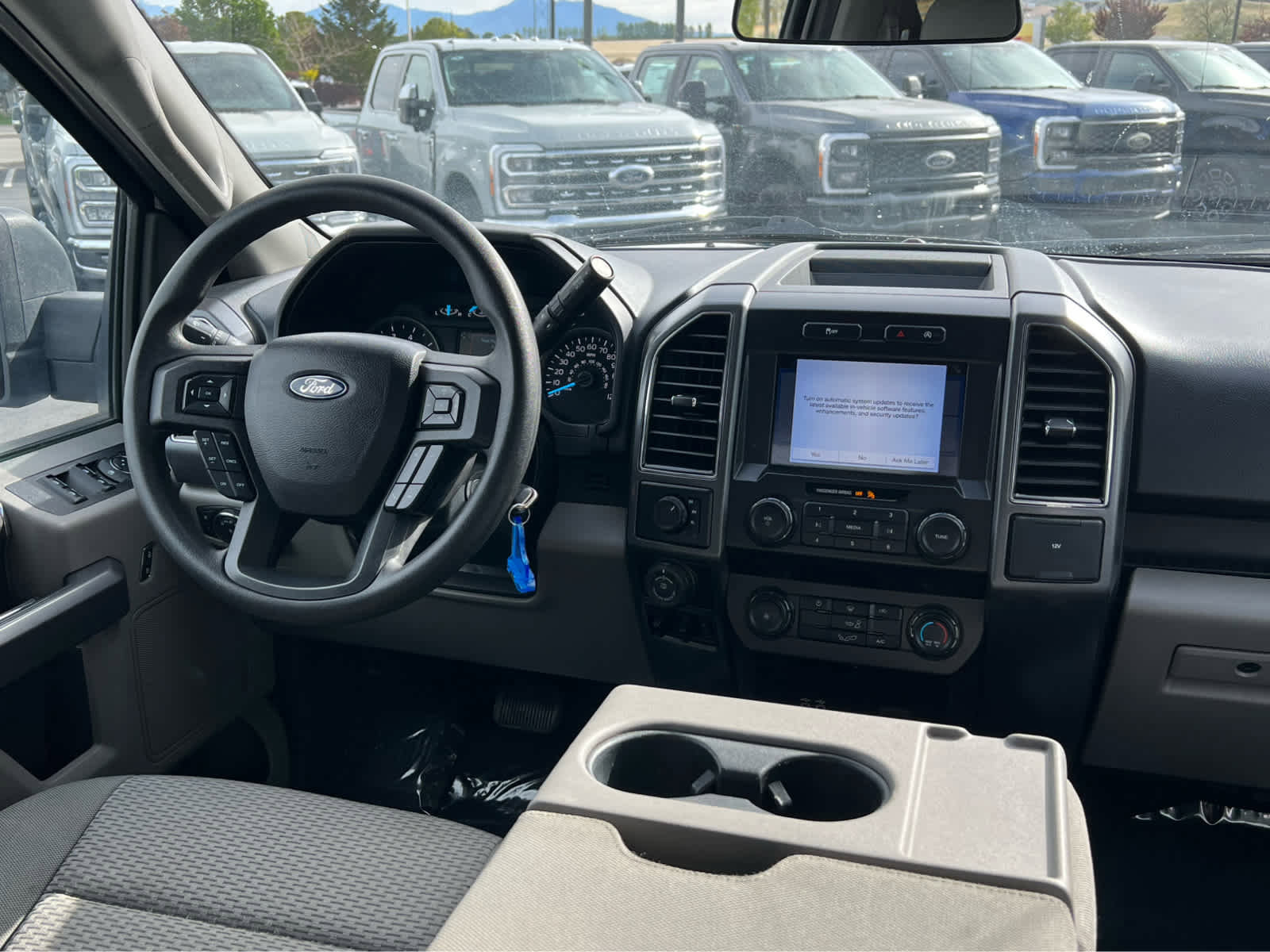 Certified 2019 Ford F150 XLT w/ Trailer Tow Package AWD/4WD image 23
