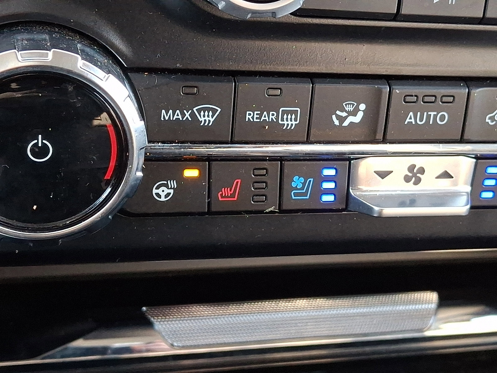 Certified 2024 Ford F250 Lariat w/ Lariat Ultimate Package image 32