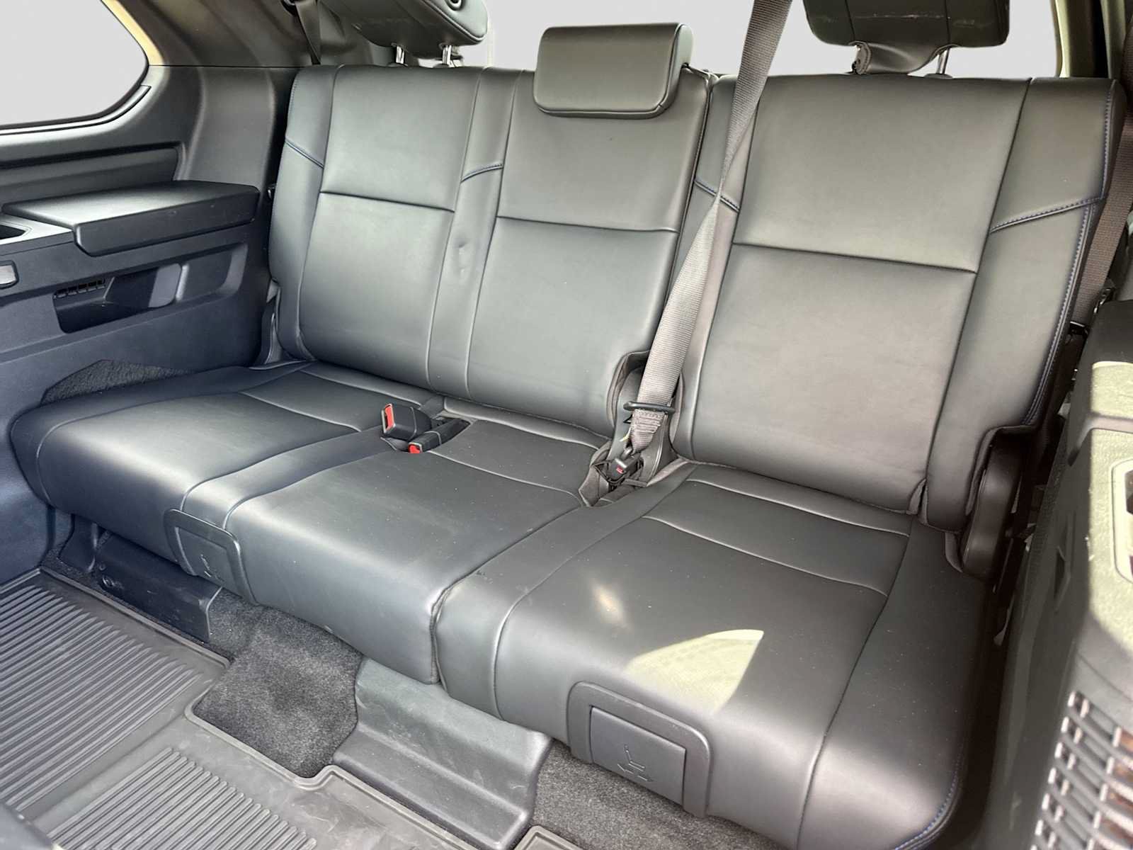 Used 2023 Toyota Sequoia Platinum AWD/4WD image 22