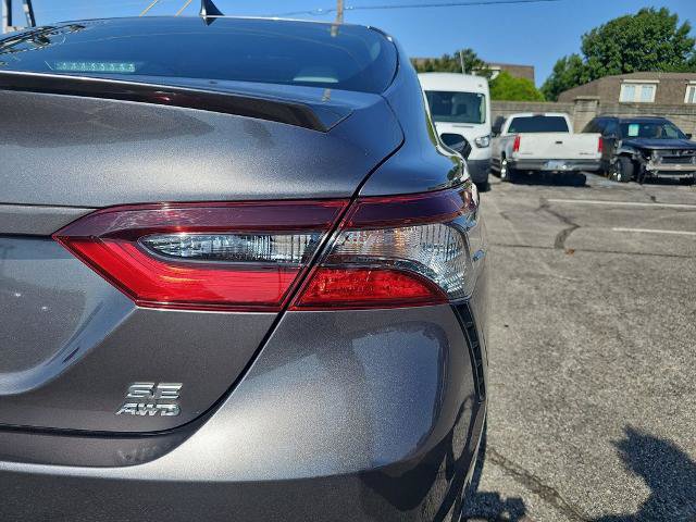 Used 2024 Toyota Camry SE AWD/4WD image 32