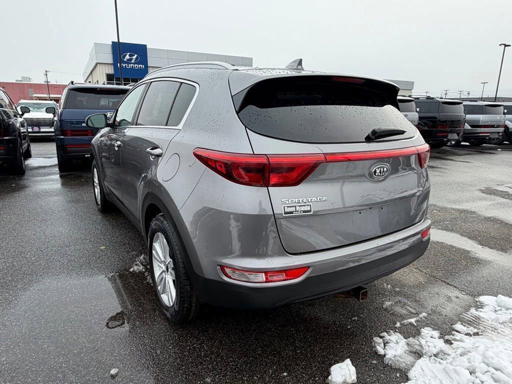 Used 2019 Kia Sportage LX w/ LX Popular Package image 3