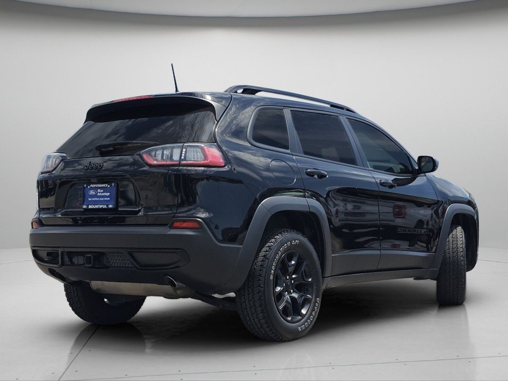 Used 2022 Jeep Cherokee Latitude w/ Trailer Tow Group AWD/4WD image 21