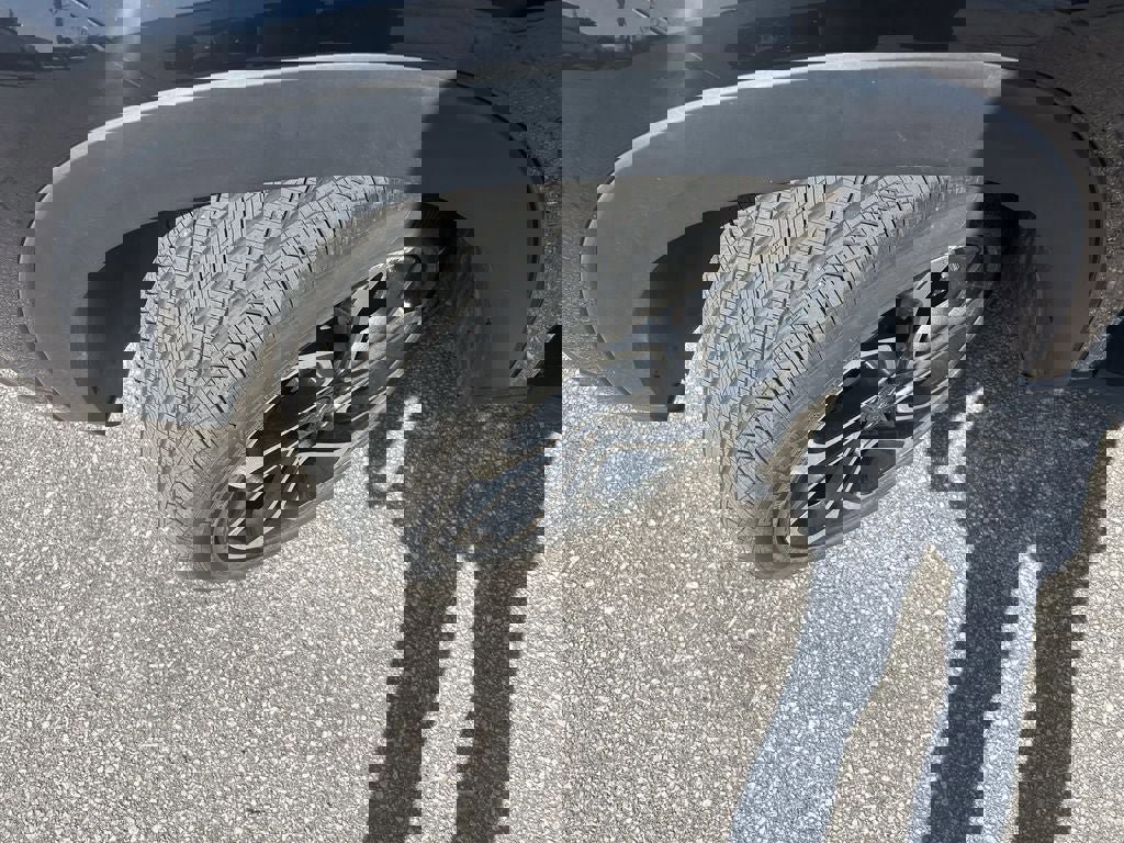 Used 2024 Chevrolet Trax RS w/ Driver Confidence Package FWD image 29