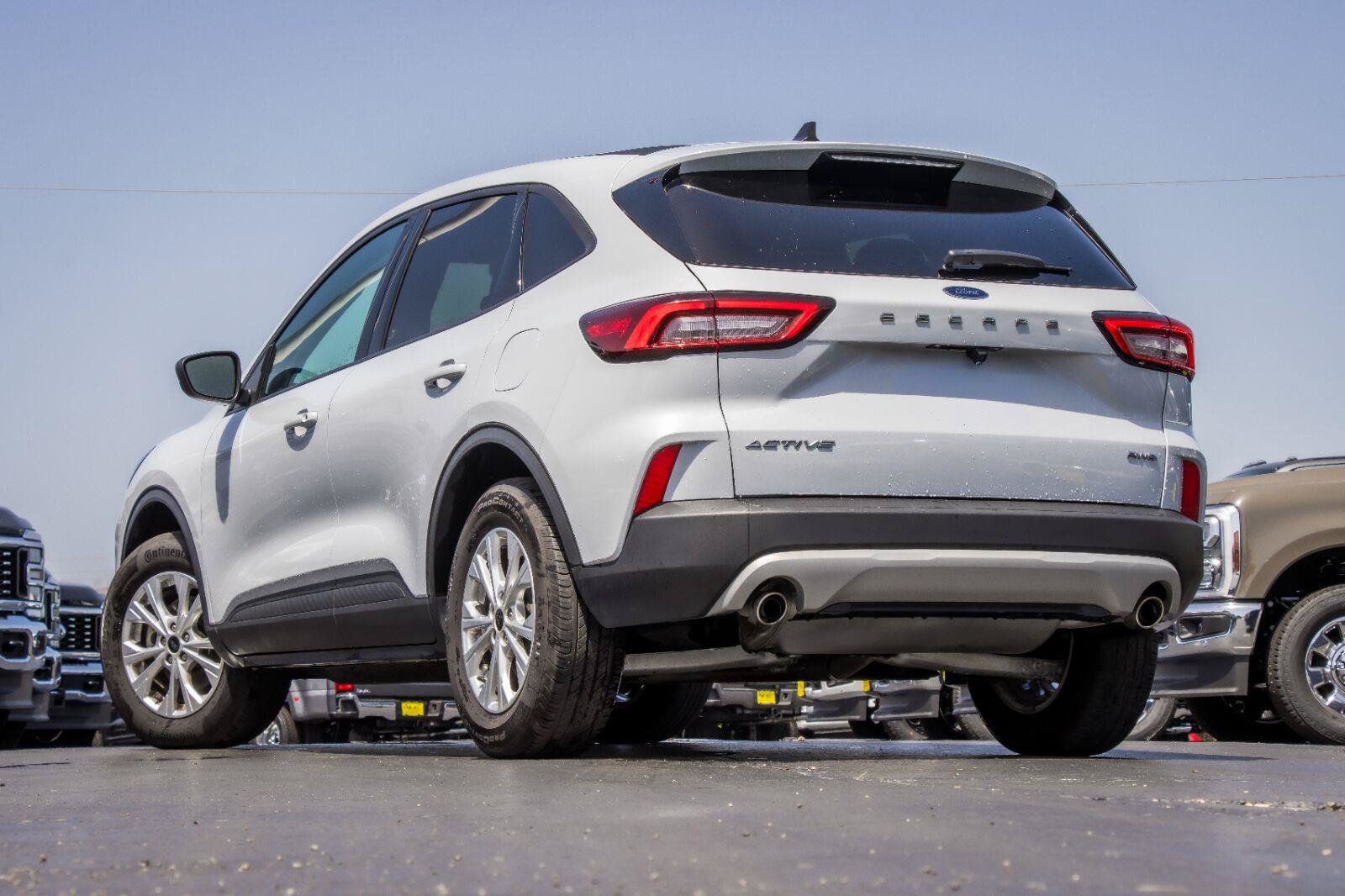 Certified 2025 Ford Escape Active AWD/4WD image 5