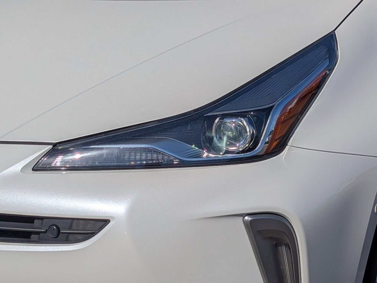 Used 2020 Toyota Prius LE w/ Carpet Mat Package AWD/4WD image 10