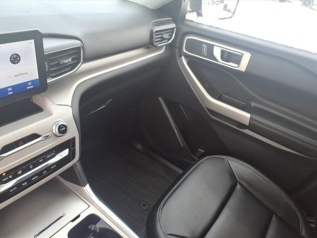 Certified 2023 Ford Explorer XLT w/ Equipment Group 202A image 24