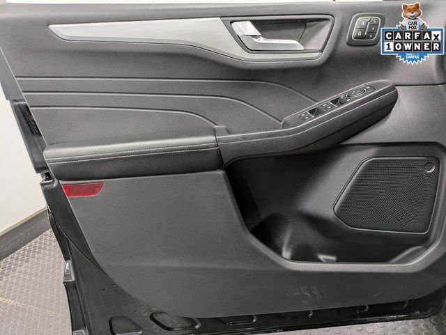 Certified 2024 Ford Escape Platinum image 9
