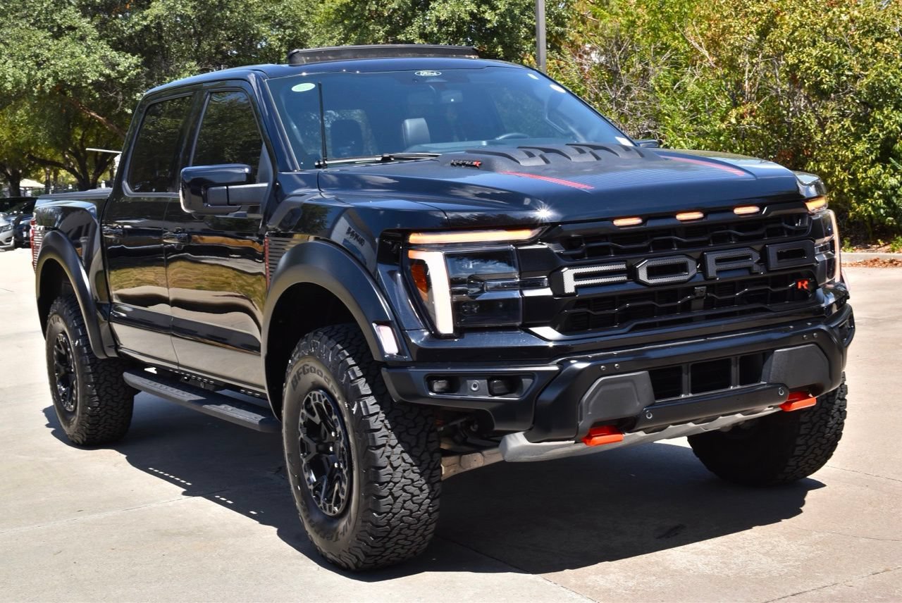 Certified 2025 Ford F150 Raptor w/ Equipment Group 803A Raptor R AWD/4WD image 4