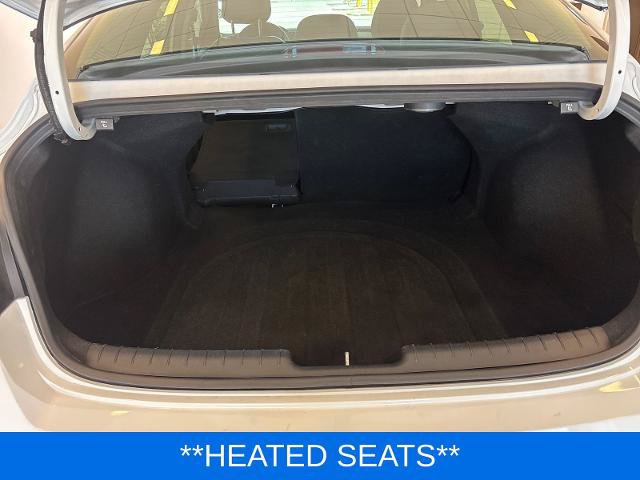 Used 2024 Hyundai Elantra Limited FWD image 11