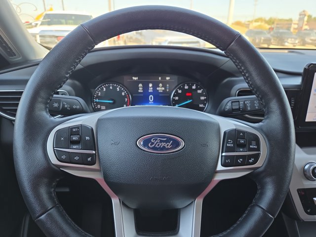 Certified 2023 Ford Explorer XLT w/ Equipment Group 202A RWD image 19