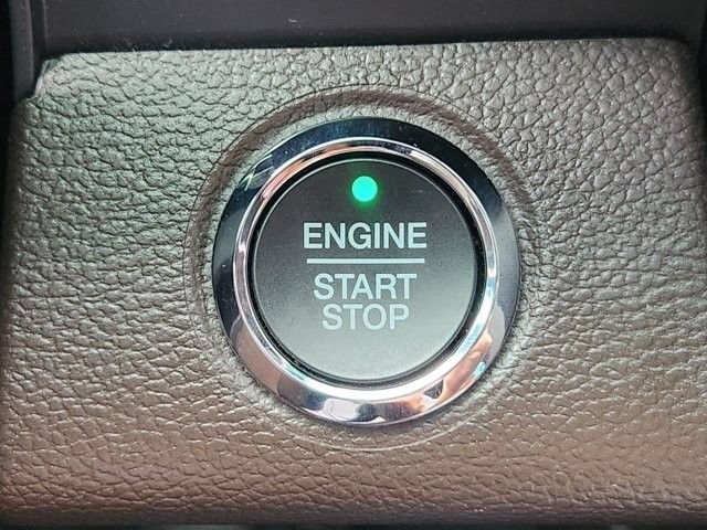 Certified 2022 Ford F250 King Ranch w/ King Ranch Ultimate Package AWD/4WD image 19