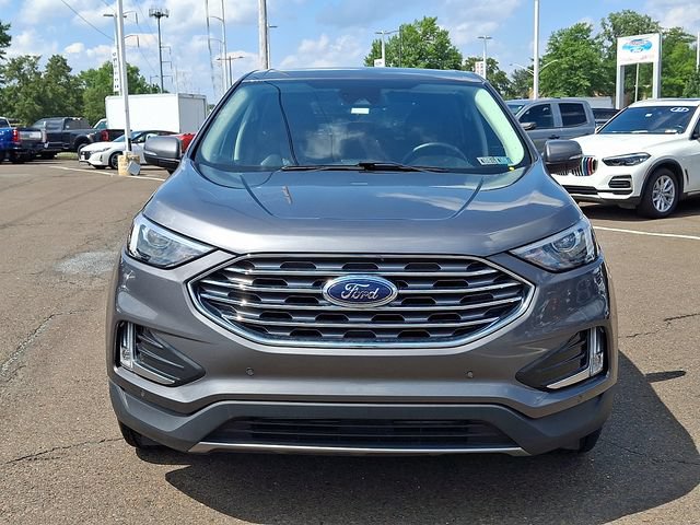 Certified 2024 Ford Edge Titanium AWD/4WD image 2