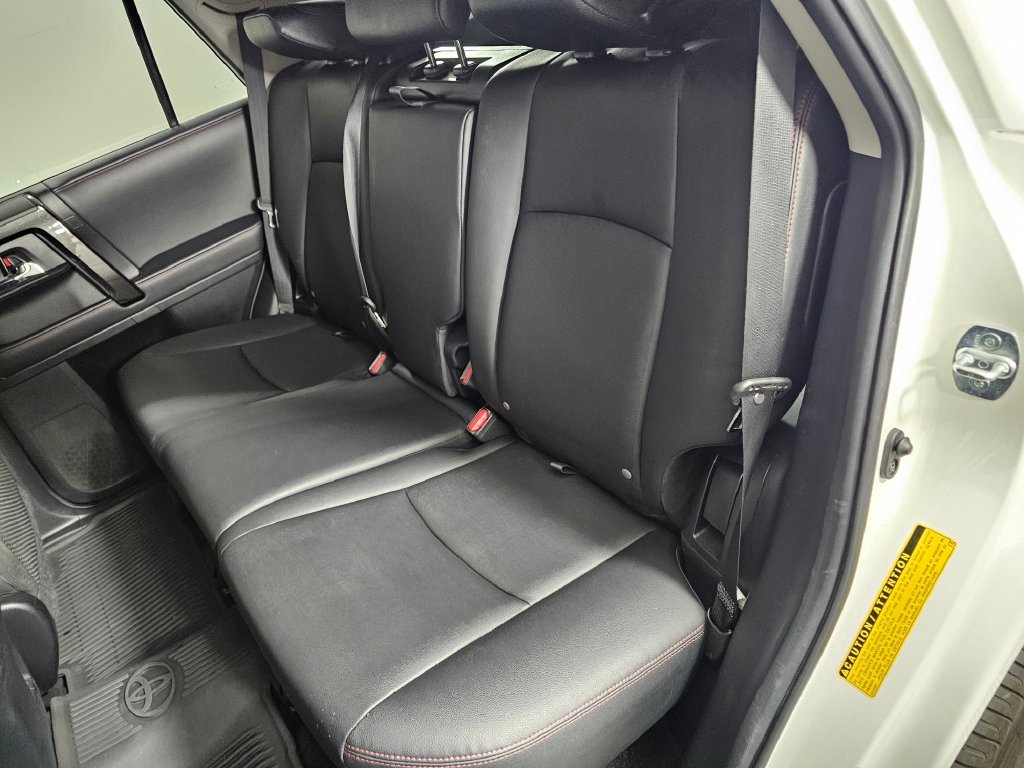 Used 2021 Toyota 4Runner TRD Off-Road Premium w/ Moonroof Package AWD/4WD image 19