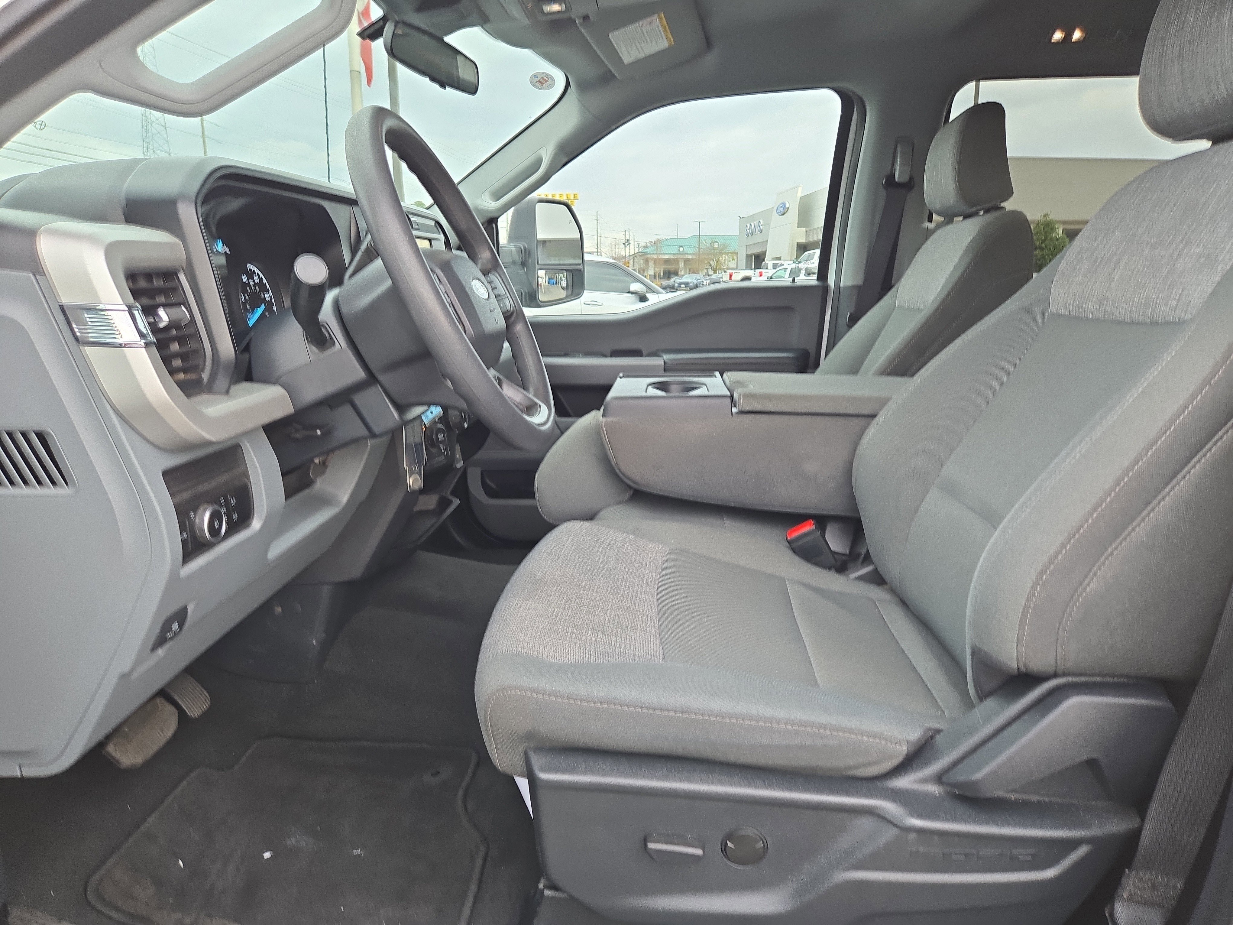 Certified 2025 Ford F250 XLT image 21