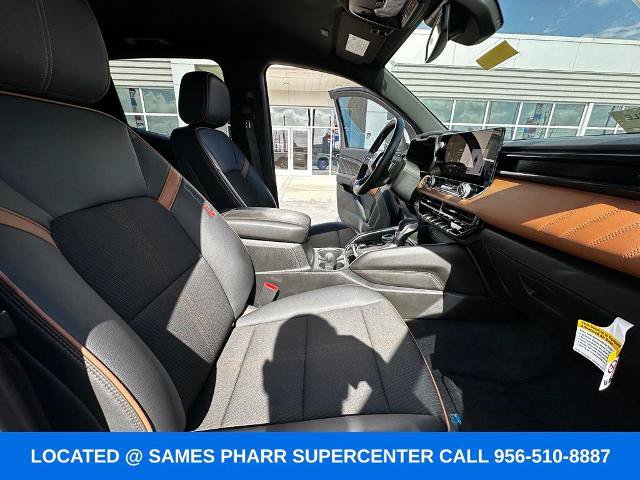 Used 2024 GMC Canyon AT4 AWD/4WD image 27