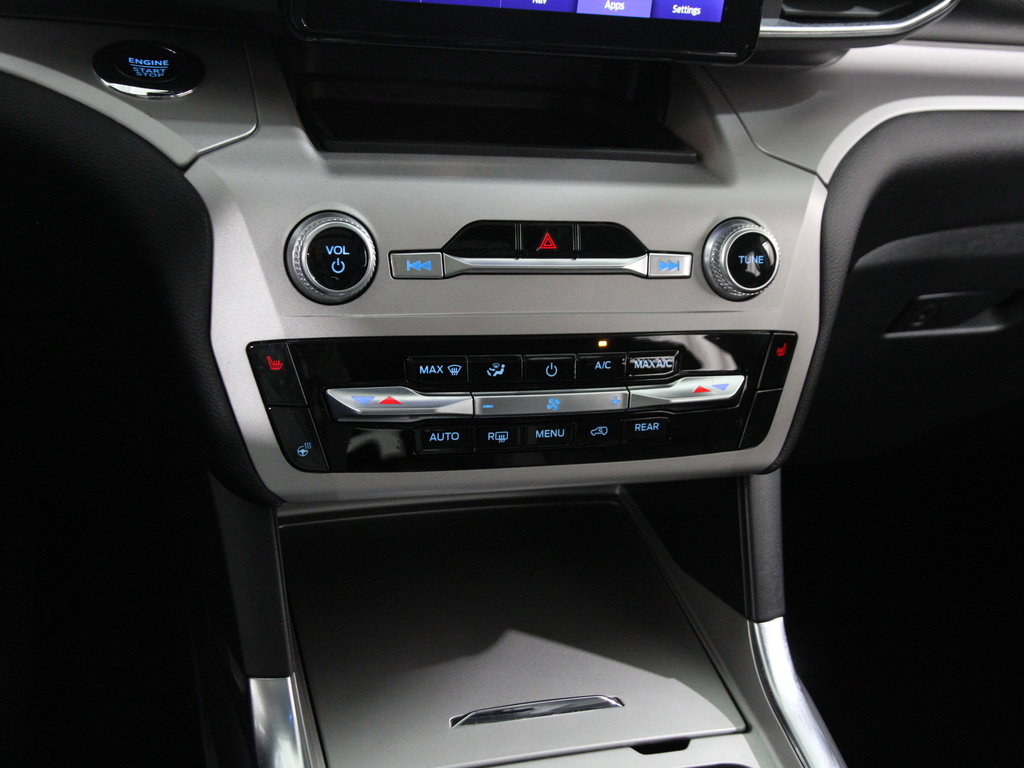 Certified 2023 Ford Explorer XLT w/ Equipment Group 202A image 15