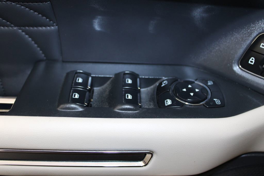 Certified 2023 Ford Expedition Platinum image 20