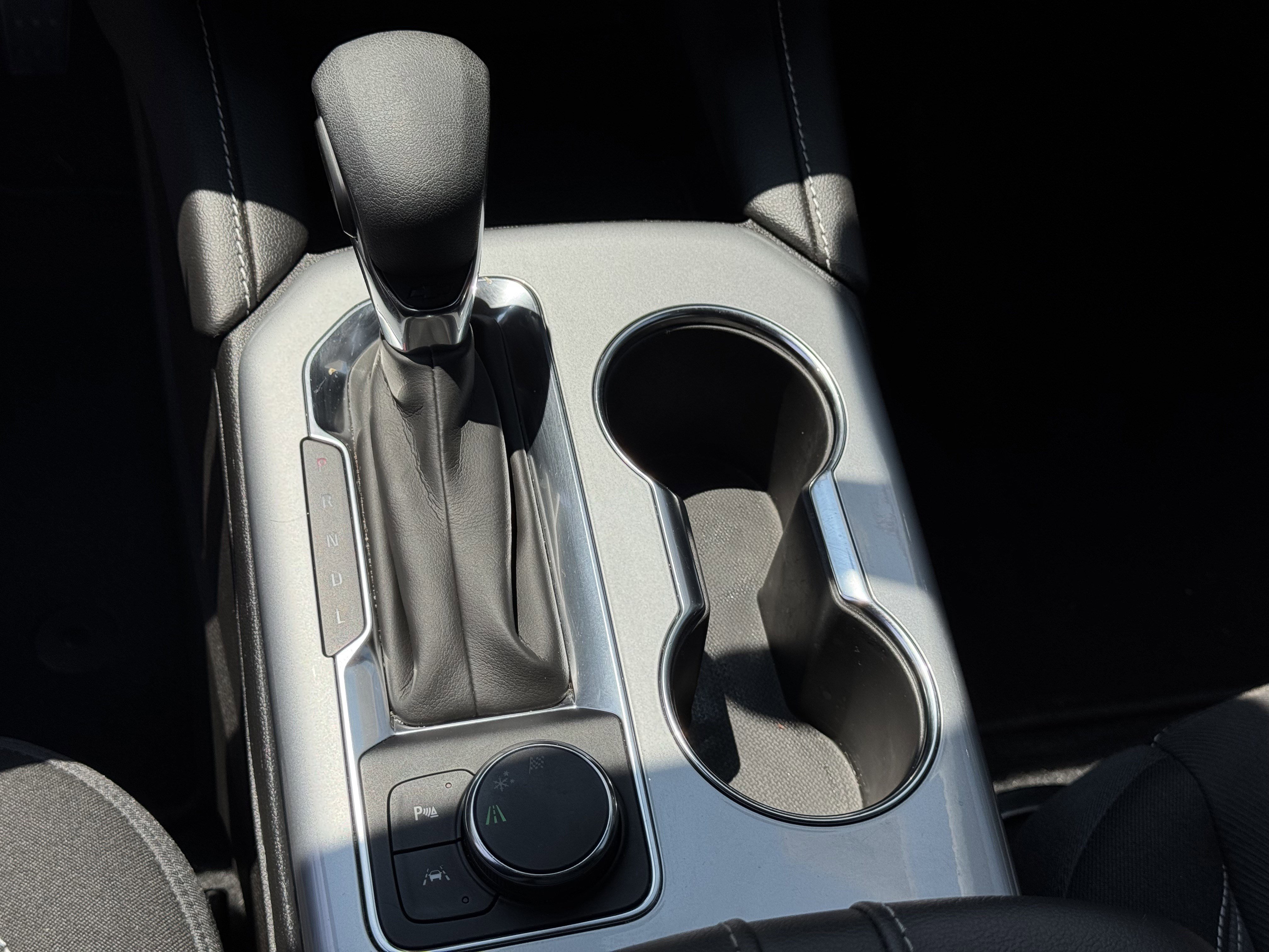 Used 2024 Chevrolet Blazer LT w/ Driver Confidence Package image 21