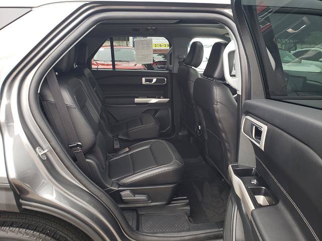 Certified 2023 Ford Explorer XLT w/ Equipment Group 202A AWD/4WD image 17