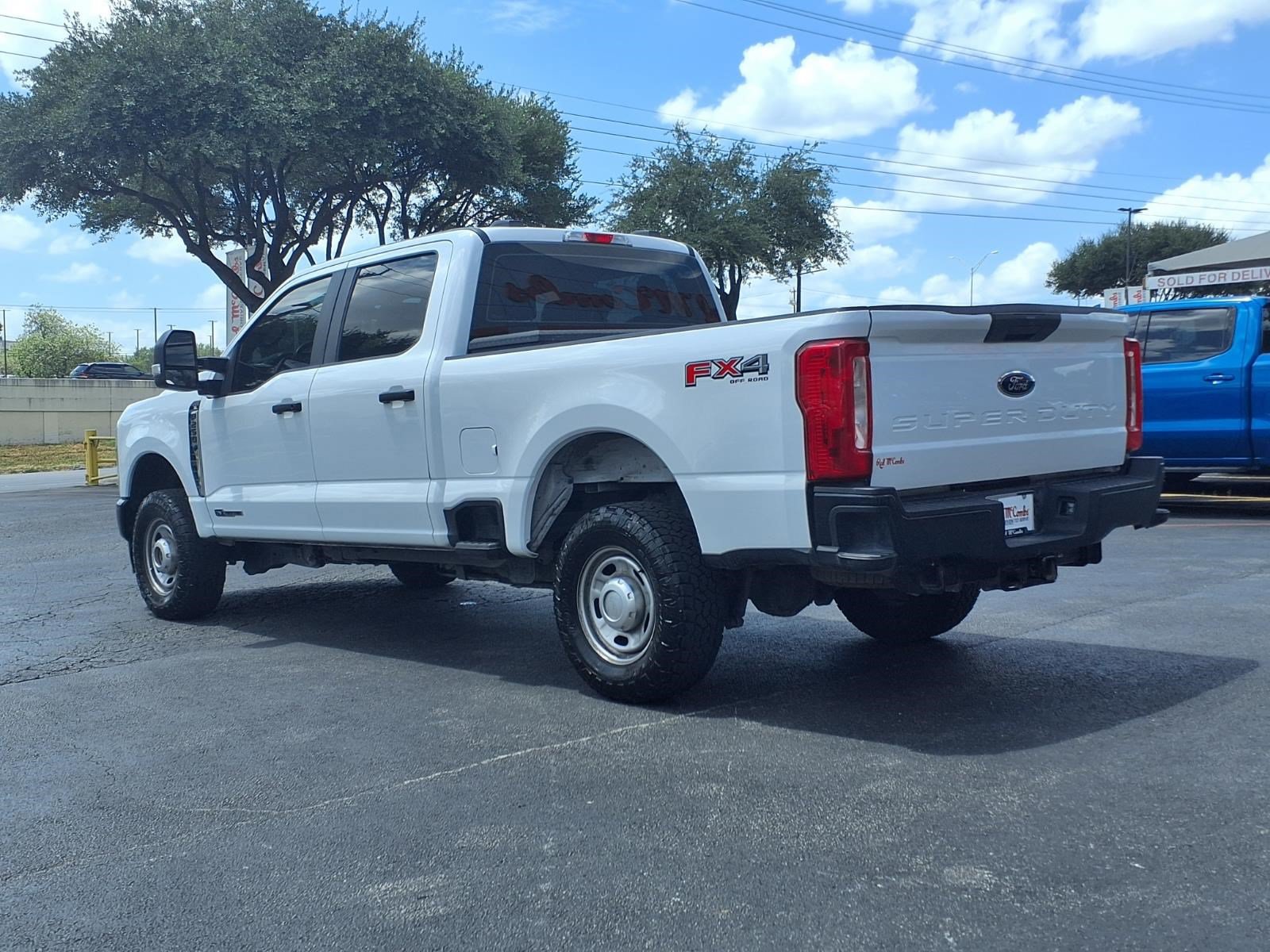 Certified 2024 Ford F250 XL w/ FX4 Off-Road Package AWD/4WD image 8